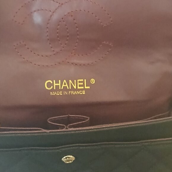 Chanel Classic Maxi - Picture 2 of 7